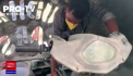 Haz de necaz pe vreme de Covid. Un barbat din India a construit un vehicul in forma de coronavirus si circula pe strazi pentru a indemna oamenii sa stea departe de el.. adica de virus - VIDEO