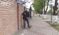 Miercurea inainte de Pasti este ziua in care, la sate, oamenii bat covoarele si dau cu var peste tot. De aceasta data sunt mai putini oameni care poraiesc pe-afara - VIDEO