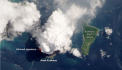 Imagini impresionante din satelit cu eruptia continua a vulcanului Anak Krakatau din Indonezia - VIDEO