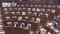 Opozitia critica pachetul de masuri aprobate ieri de majoritatea parlamentara. Deputati de la PPDA si de la PRO Moldova considera ca statul va ajuta intreprinderi care nu au de suferit - VIDEO