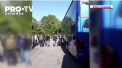 Peste 200 de moldoveni, porniti cu autocarul din Franta - intorsi din drum cand au ajuns in Germania. Acum, oamenii stau in parcarea unei benzinarii. Reactia celor de la Ambasada Moldovei in Franta - VIDEO