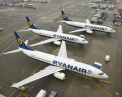 Ryanair: Avioanele companiei nu vor zbura daca va fi obligata sa lase libere locurile din mijloc pentru distantare sociala