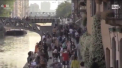 Distantare zero, in Milano. Locuitorii au luat cu asalt spatiile publice fara masti si masuri de protectie - VIDEO