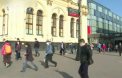 Europa pare sa fi depasit momentul critic al pandemiei - cifrele sunt in scadere peste tot, iar statele iau masuri de relaxare in ritm accelerat. Chiar daca nu o fac la unison Slovacia, Ungaria si Cehia au deschis  frontierele comune - VIDEO