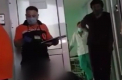 Femeia de 80 de ani care nu a fost primita la Spitalul Raional din Orhei, a murit azi dimineata. Ea s-a stins la Psihiatrie, unde era conectata la un aparat de oxigenare cumparat de rude - VIDEO