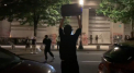 Un manifestant cu mainile ridicate, impuscat in cap de un politist. Explicatia gasita de experti - VIDEO
