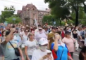 Habarovsk nu cedeaza. Mii de oameni au iesit pe strazi, in a treia saptamana de proteste in regiune. Localnicii cer eliberarea fostului guvernator, retinut la inceputul lunii - VIDEO