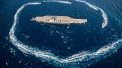 Iran a construit un "portavion american" si l-a bombardat atat de tare incat doua baze SUA din regiune au intrat in alerta