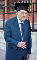 Absolvent la 96 de ani! Batranul este cel mai in varsta absolvent de facultate din Italia