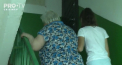 O femeie din Orhei se plange ca nu mai primeste indemnizatia pentru nepoata ei pe care o ingrijeste de mica. Fara cei 1400 de lei de la stat, ea spune ca nu are cu ce sa o pregateasca de scoala pe adolescenta de 15 ani - VIDEO
