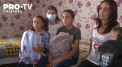 Noul an scolar trebuie sa vina cu multe bucurii. Membrii unei asociatii din capitala au pornit sa imparta rechizite copiilor din peste 100 de familii cu venituri modeste - VIDEO