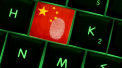 Contul oficial de Twitter al ambasadorului chinez in UK a dat like unei postari cu continut pornografic. Ambasada cere o investigatie
