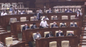 Agricultorii nu vor primi mai multi bani decat a decis Guvernul, in schimb ajutorul pentru pensionari se mareste in parg de campanie electorala - VIDEO