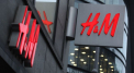 H&M, in centrul unui scandal de amploare. Compania, amendata cu 35 de milioane € pentru ca si-a spionat angajatii