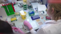 La aproape doua luni de cand Vladimir Putin a anuntat primul vaccin anti-COVID-19, rusii au deschis poarta institutului unde a fost creat - VIDEO