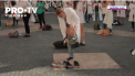 Proteste extreme in Spania. Medicii rezidenti s-au dezbracat intr-o piata din Barcelona, ca sa atraga atentia asupra situatiei din spitale dupa ce numarul cazurilor de coronavirus a crescut din nou - VIDEO