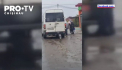 200 de ruble ar fi costat un vot din partea unor alegatori din stanga Nistrului. Cel putin asta se intelege din cateva filmulete care au fost surprinse de reprezentantii lui Renato Usatii in ziua alegerilor in preajma sectiilor deschise pentru acestia - VIDEO