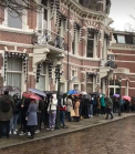 Rand infernal la sectiile de votare din Olanda. Sute de moldoveni asteapta de la primele ore ale diminetii ca sa voteze - FOTO/VIDEO