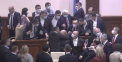 Sedinta Parlamentului: Pe fundalul scandalului si imbrancelilor, fara consultatii, Batrancea anunta de la tribuna ca proiectul politicii bugetar-fiscale si cel privind SIS a fost VOTAT