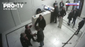 Momentul in care Veaceslav Platon, insotit de mai multi bodyguarzi, da buzna la sedinta Comisiei Nationale a Pietei Financiare, unde se discuta despre subiectul Moldasig - VIDEO 