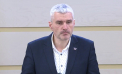 Alexandru Slusari a venit cu o reactie, dupa ce automobilul unui agricultor din Causeni a ars in totalitate: "Opriti-va, nu o sa fie loc liber in avionul lui Dodon. Societatea nu mai vrea sa traiasca in baza unor legi banditesti" - VIDEO