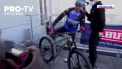 A schimbat ascensorul pe... o bicicleta. Un atlet francez urcat 33 de etaje, egale cu aproape 800 de trepte, pe doua roti, fara a pune macar pe o secunda picioarele pe pamant - VIDEO 