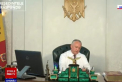 A plecat de la Presedintie, dar nu cu mana goala. Desi spunea ca il va lasa cadou urmatorilor presedinti, Igor Dodon s-a razgandit si si-a luat cu el suportul de pixuri identic cu cel pe care-l are Putin - VIDEO 