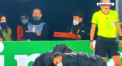 Meciul dintre Molde si Hoffenheim din Europa League, a oferit imagini unice care fac inconjurul lumii. Un barbat si-a facut aparitia cu doua cutii de pizza chiar la marginea terenului - VIDEO