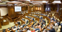Replici acide in Parlament, dupa ce PSRM a venit cu un proiect de lege privind procurarea vaccinurilor anti-covid. Corneliu Furculita: "Tara arde, deputatii se piaptana"