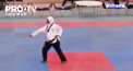 O sportiva insarcinata in luna a opta a castigat medalia de aur la un festival de Taekwondo din Nigeria - VIDEO