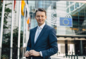 Europarlamentar, despre atacurile majoritatii parlamentare la componenta CC: "O abatere de la statul de drept si de la separatia puterilor in stat"