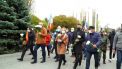 LIVE. Protest cu crizanteme la Curtea Constitutionala. Renato Usatii - prezent la manifestatie