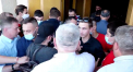 Doi reporteri de la portalul Nordnews - bruscati de deputatul socialist Alexandr Nesterovschi si de cativa tineri simpatizanti ai PSRM. Ce spune Igor Dodon - VIDEO