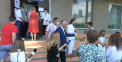 Reactia lui Igor Dodon, dupa ce jurnalistii au cerut sa-i puna intrebari fiului sau care a votat pentru prima data: "Vladut, haide, fetele acestea tu stii ce-s de provocatoare? Tu inca nu ai trecut prin experienta mea" - VIDEO