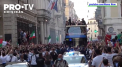 Sarbatoarea continua in Italia. Fotbalistii lui Roberto Mancini au fost primiti de presedintele tari, iar ulterior au organizat o parada pe strazile din Roma - VIDEO