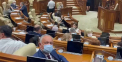 Tema de discutie in pauza de la Parlament - cat de bronzat a venit Igor Dodon din vacanta: „Noi parca suntem dati cu var, dar el...” - VIDEO