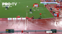Dupa ce a incheiat cursa pe ultima pozitie, o atleta nevazatoare a fost ceruta in casatorie de barbatul care a ghidat-o in timpul alergarii - VIDEO