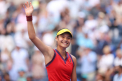 Emma Raducanu, 18 ani, a scris istorie la US Open. Ea a devenit campioana, dupa ce a trecut in finala de canadianca Leylah Fernandez - VIDEO