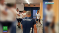 Portarul Gianluigi Buffon se distreaza de minune alaturi de coechipierii sai tineri de la Parma - VIDEO