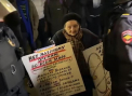 Pensionara care a supravietuit asediului Leningradului, ridicata de politia rusa pentru ca protesta contra razboiului din Ucraina - VIDEO
