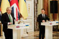 Boris Johnson cere un „Plan Marshall” pentru Ucraina.  Volodimir Zelenski vorbeste despre distrugeri „imposibil de calculat”