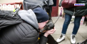 Inghesuiti in subsoluri si statii de metrou, ucrainenii care se ascund de bombardamente gasesc loc printre ei si pentru animalele de companie. Imagini induiosatoare - VIDEO