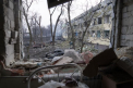 Fortele ruse, acuzate ca tin ostatici 400 de oameni in spitalul orasului Mariupol