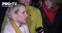 Jurnalista care a aparut la postul public de televiziune din Rusia cu un mesaj impotriva razboiului, a fost eliberata dupa mai bine de 14 ore de audieri - VIDEO