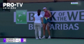 Tenismena Victoria Azarenka a abandonat inexplicabil partida de la Miami Open impotriva unei adversare de 16 ani - VIDEO