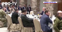 Patronul lui Chelsea, miliardarul rus Roman Abramovici, a fost surprins la negocierile de marti de la Istanbul dintre Rusia si Ucraina si toata lumea se intreaba ce rol joaca acesta - VIDEO