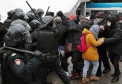 Rusia: Un jurnalist a fost retinut pentru un reportaj despre refuzul politiei de a merge in Ucraina