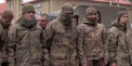 Rusia tine captivi sute de militari si civili, potrivit Kievului