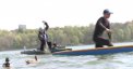 Peste o suta de canotori, printre care si cativa sportivi ucraineni, au participat astazi la primul turneu de caiac-canoe organizat in acest an pe lacul “Valea Morilor” din capitala - VIDEO