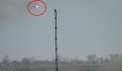 Epic-fail? Separatistii pro-rusi au tras cu o racheta, iar firul de ghidaj s-a prins intr-un stalp - VIDEO